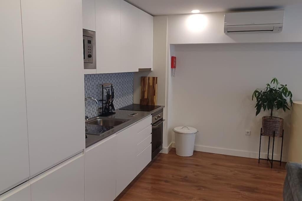 A H - Apartment Oporto Downtown Exterior photo