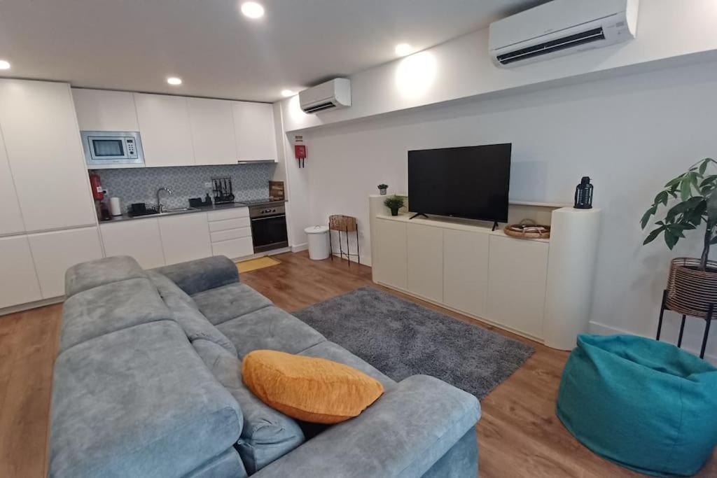 A H - Apartment Oporto Downtown Exterior photo