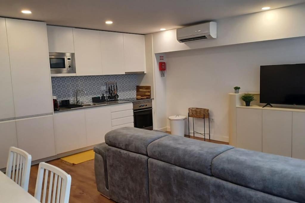 A H - Apartment Oporto Downtown Exterior photo